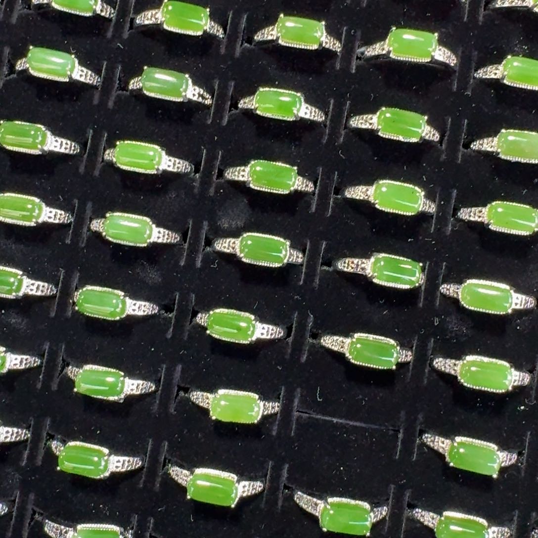 颈饰银S925镶嵌和田玉