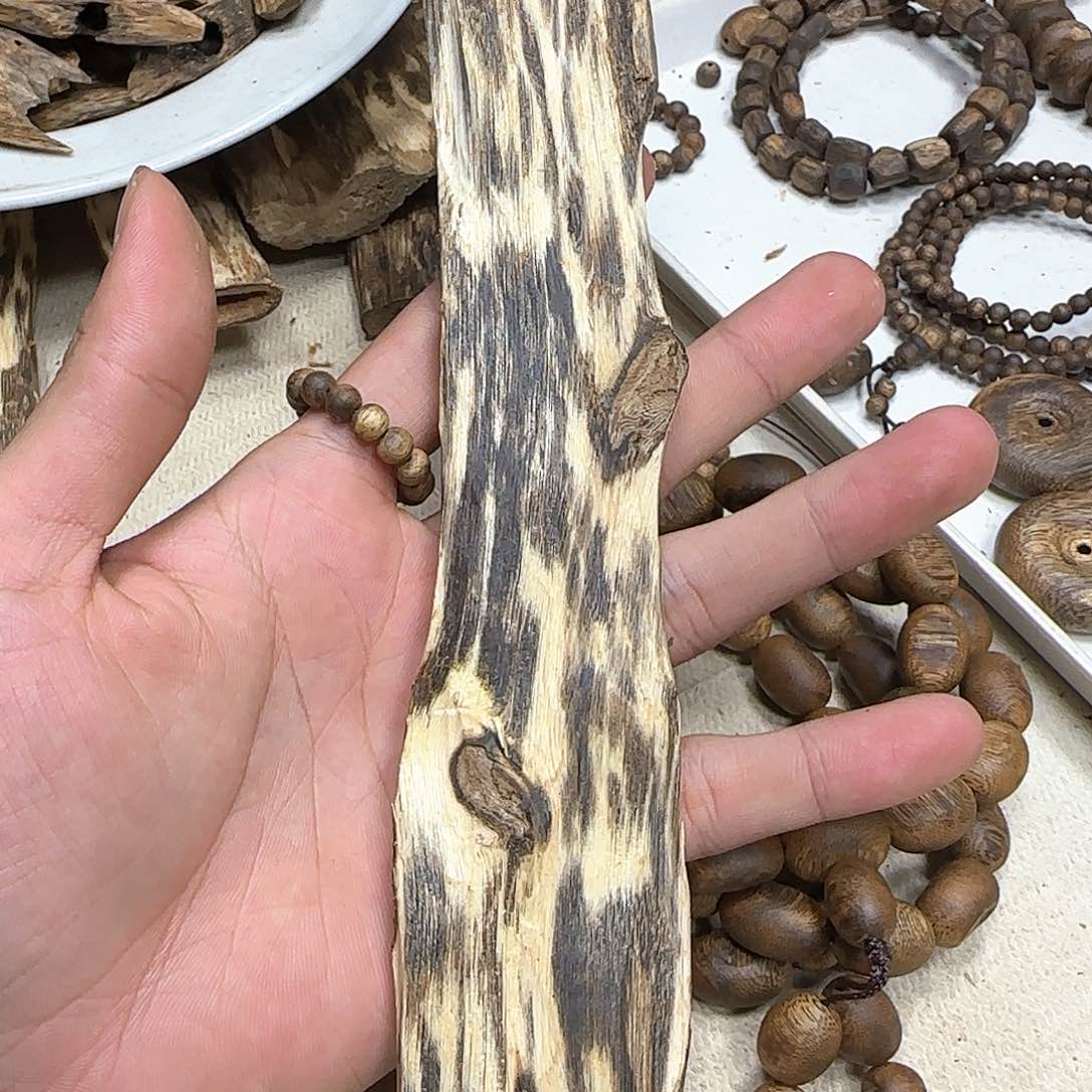 沉香沉香碎屑奇楠沉香原材料63g一根