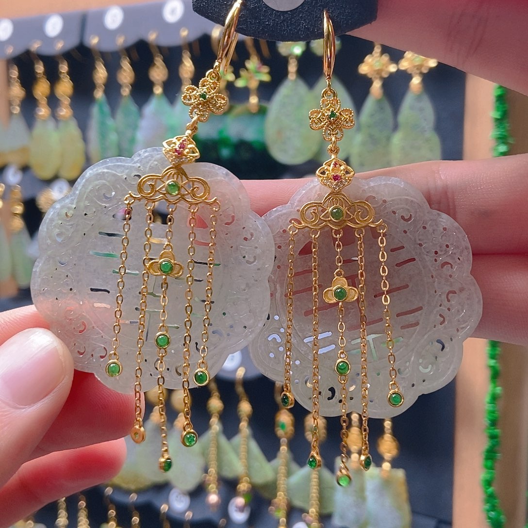 翡翠未镶嵌耳饰翡翠