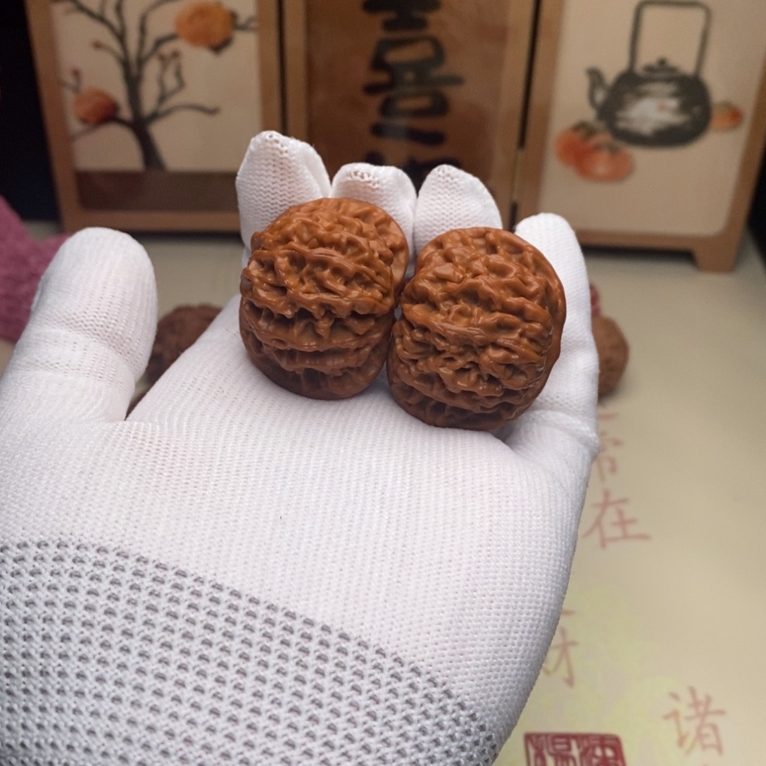 桃核把件秦闷39尺