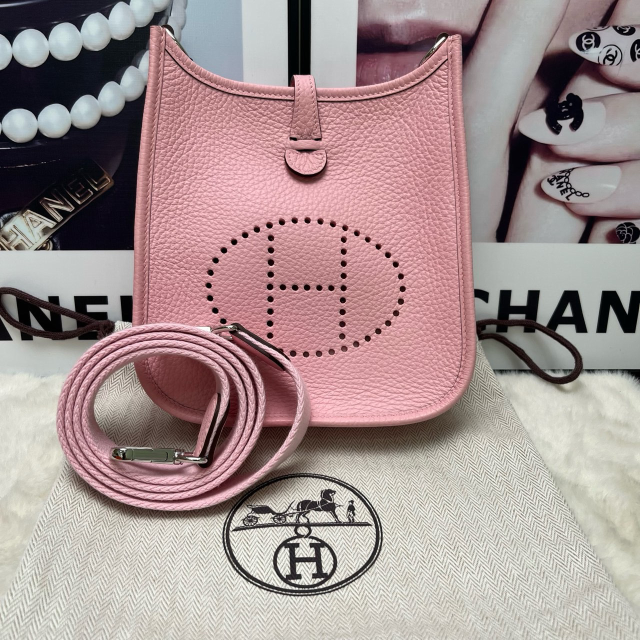 全新未使用 Hermes/爱马仕 3Q樱花粉银扣伊芙琳（全套B刻）