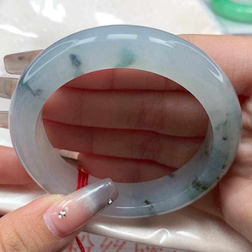 【闪购商品】翡翠手镯未镶嵌52圈冰胶飘花