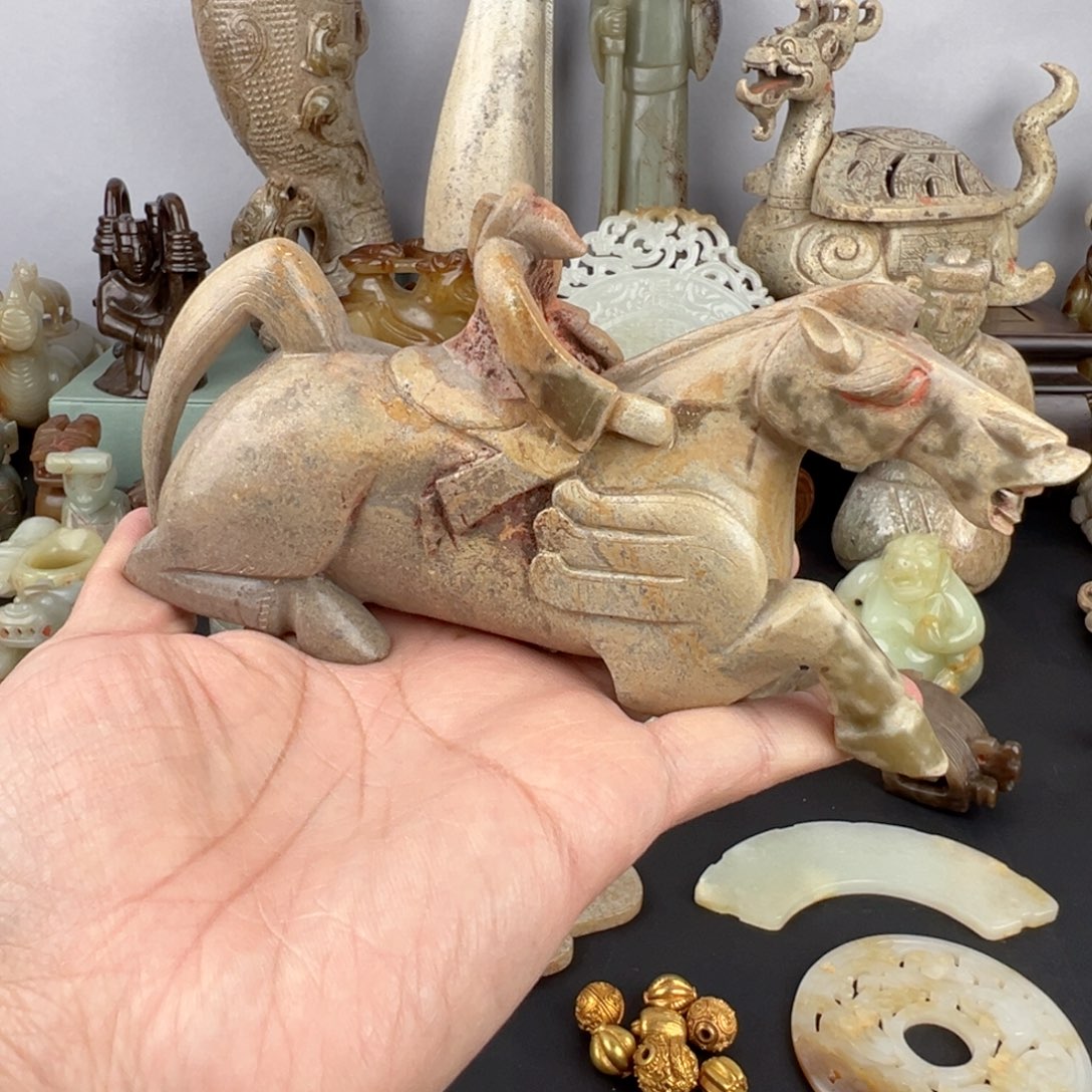 和田玉挂件未镶嵌好**荐