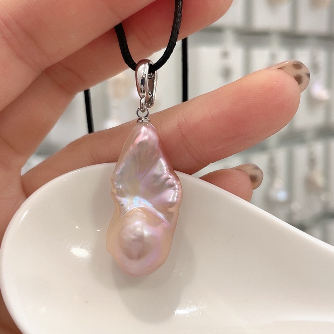 颈饰未镶嵌淡水珍珠