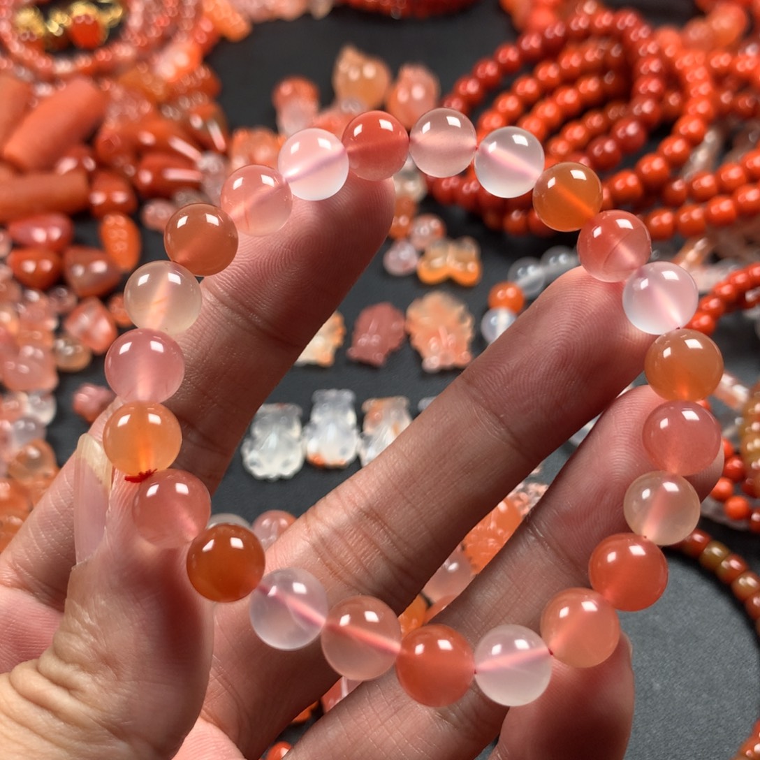 南红玛瑙未镶嵌颈饰