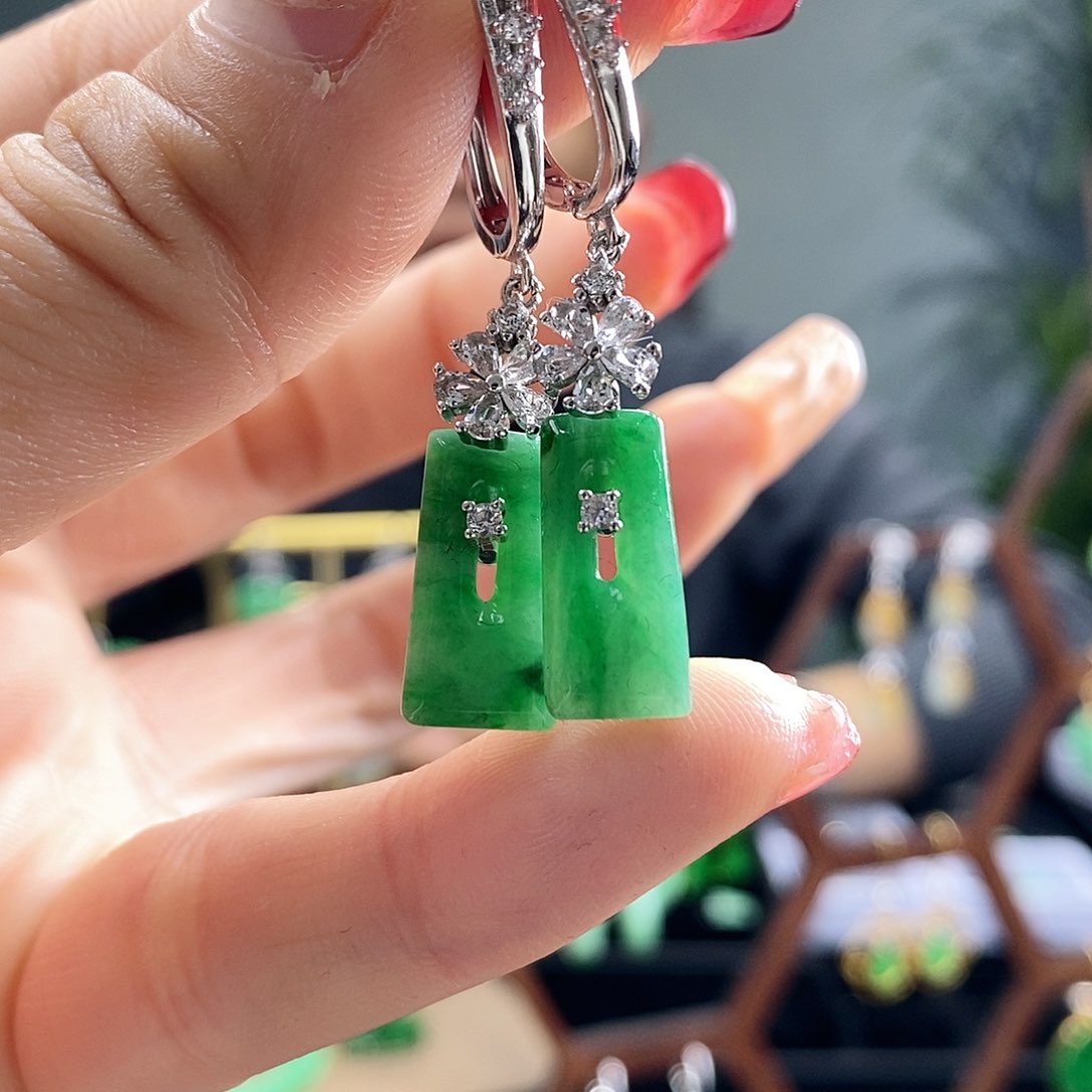 翡翠耳饰银S925镶嵌翡翠