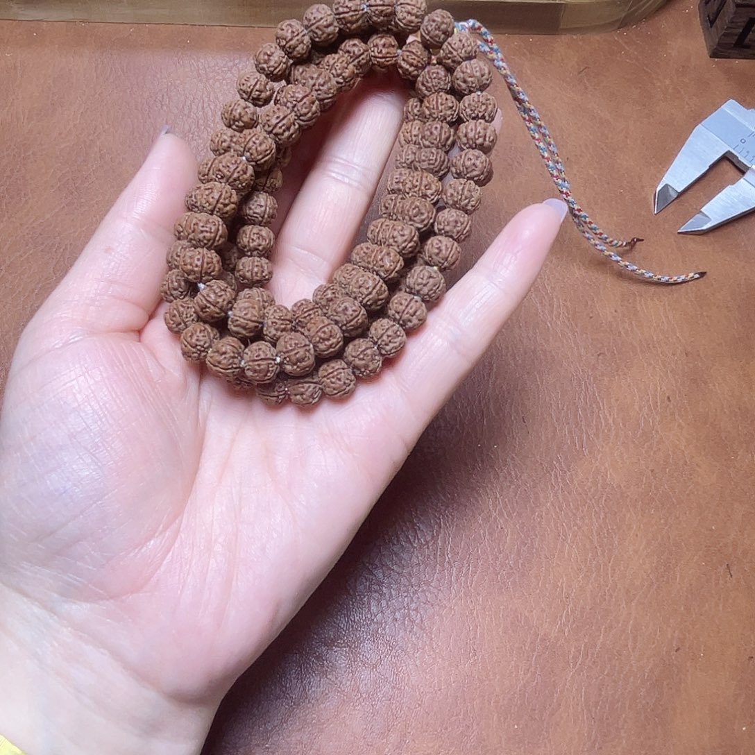 百***钢文玩核桃吊坠勿力达老树王111111