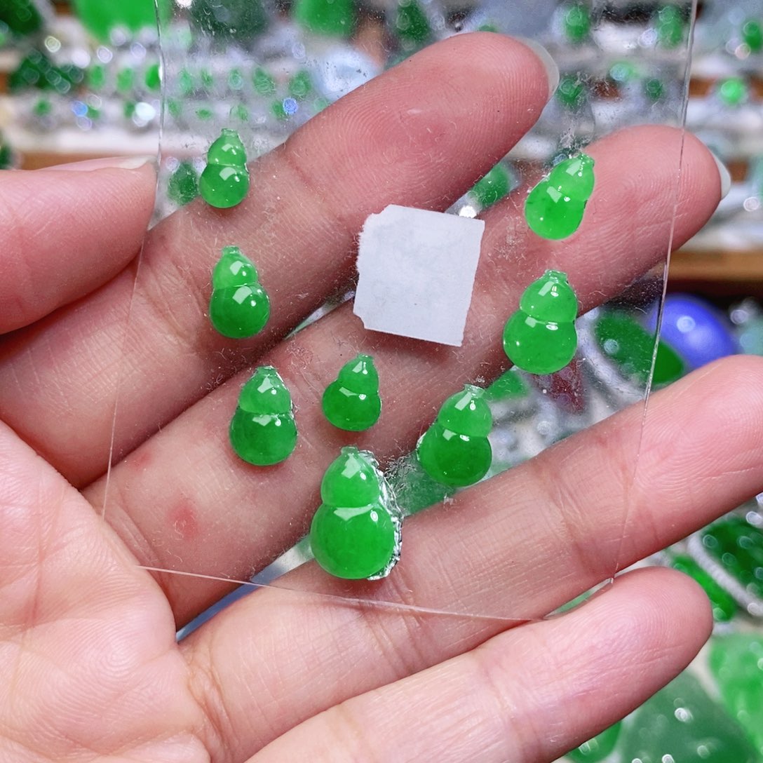 【闪购商品】未镶嵌挂件翡翠裸石