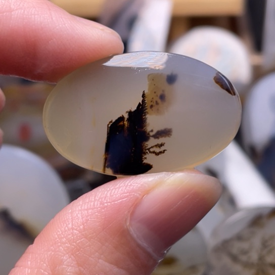 玛瑙/玉髓吊坠(赠链)未镶嵌