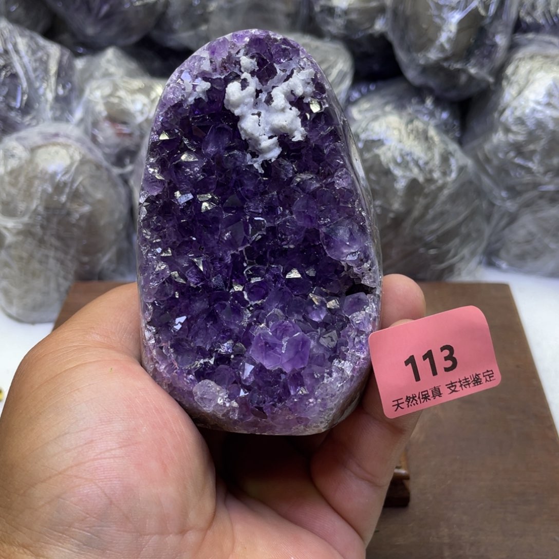 未镶嵌水晶大型摆件（非配饰）