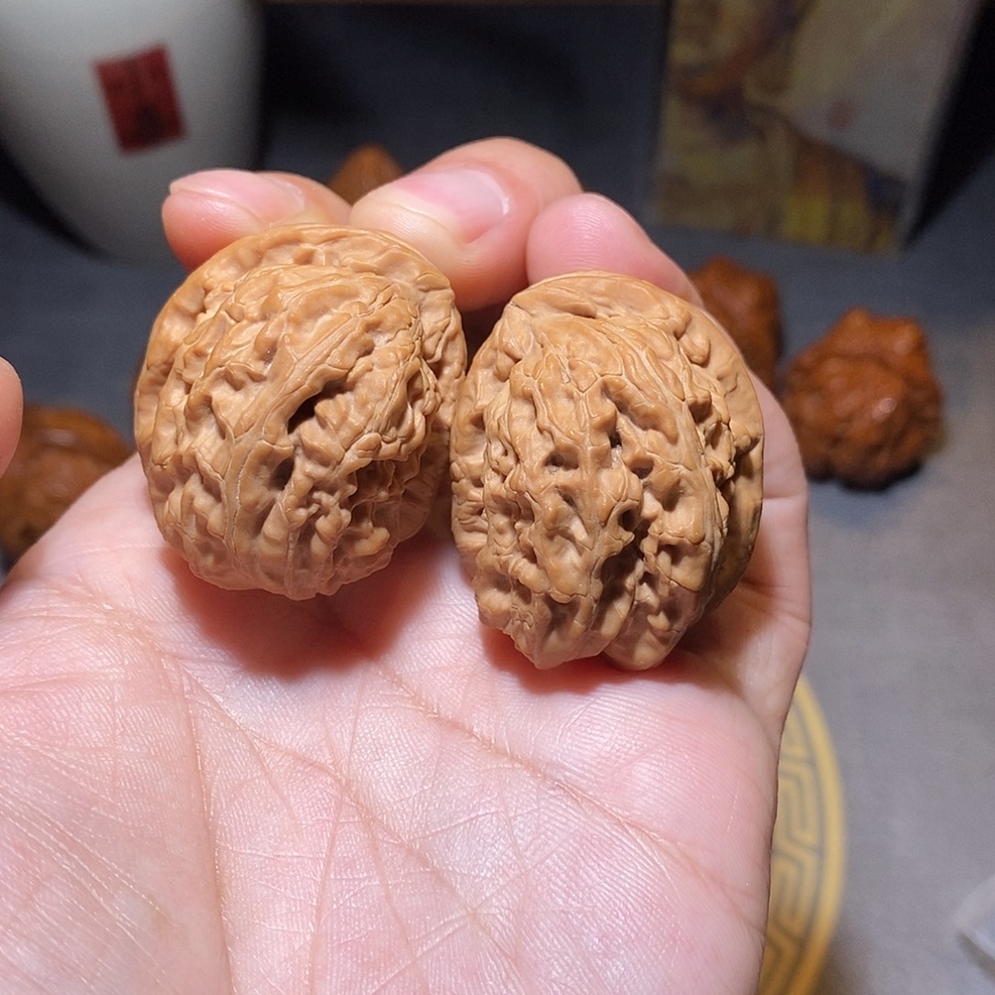 文玩核桃把件02全品无修白狮子半壁