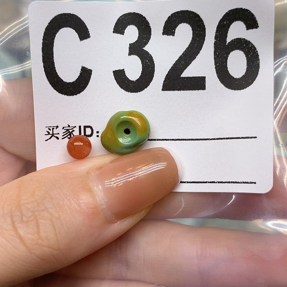 南红玛瑙未镶嵌珠宝奇石