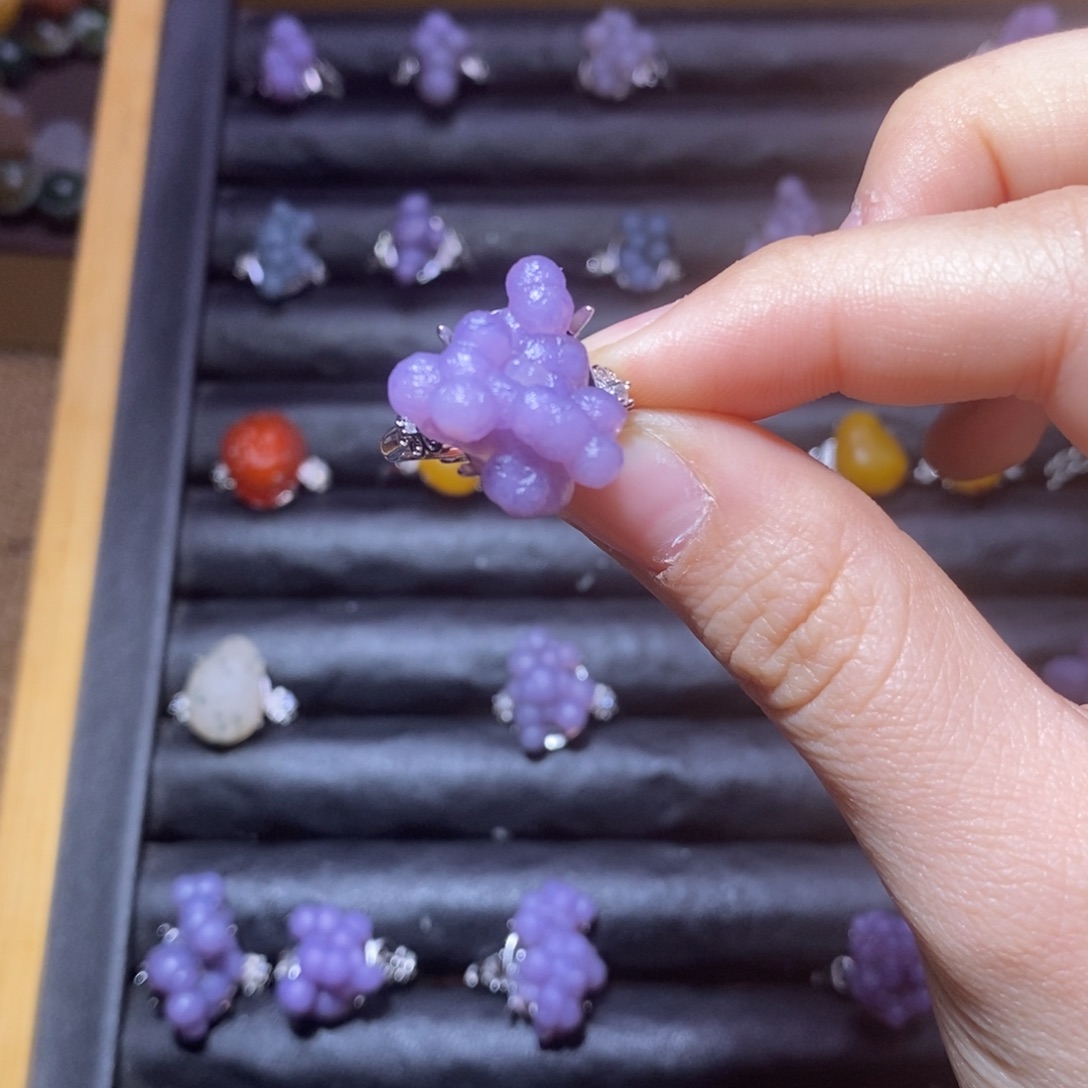 芷***嫣玛瑙/玉髓合金手链