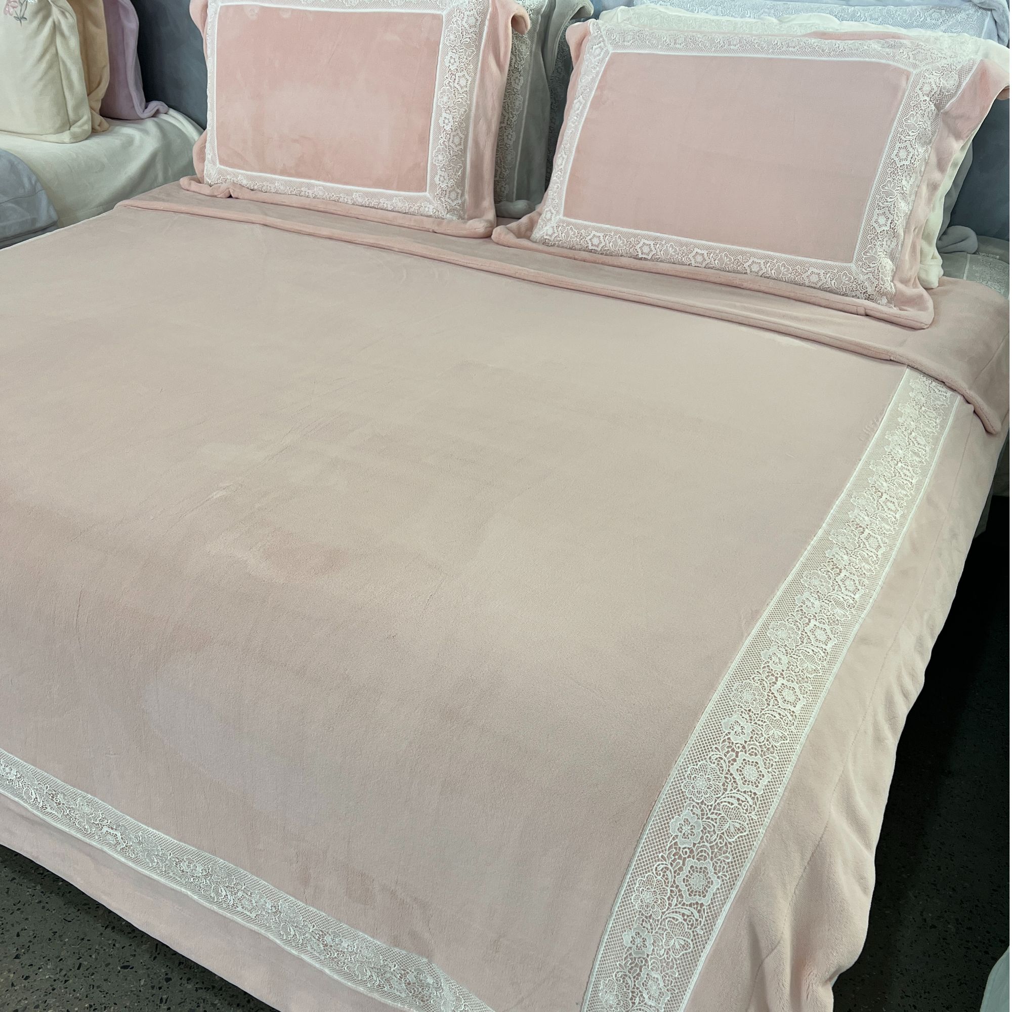 淑绣-绒公主270克全消光高克加厚牛奶棉绒四件套