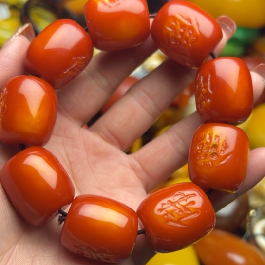 琥珀手串未镶嵌蜜蜡