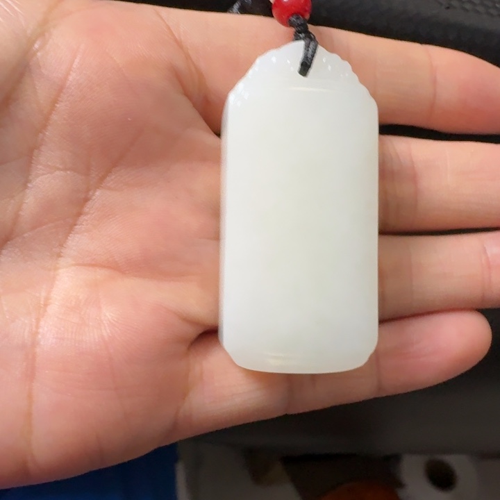 和田玉未镶嵌颈饰且末无事牌50