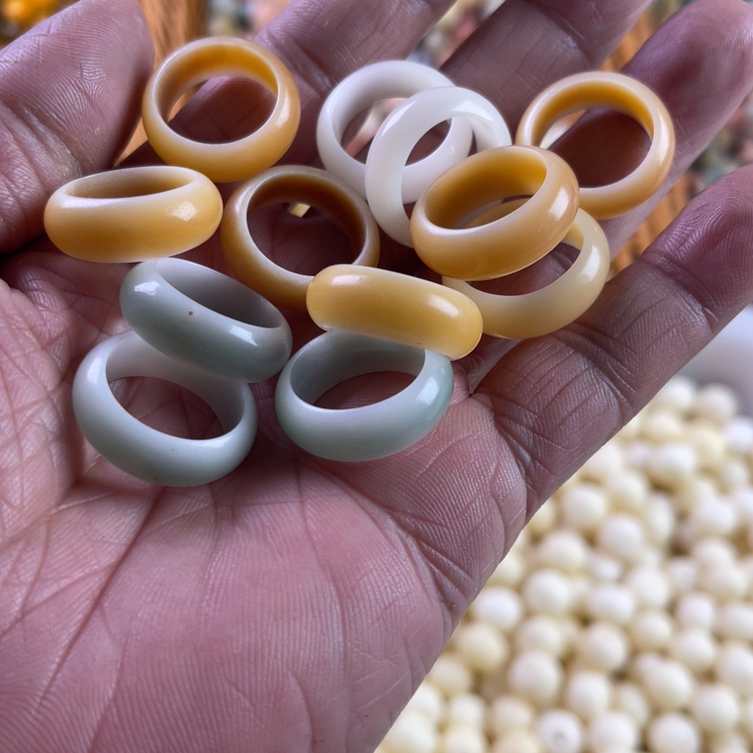 吊坠白玉菩提16跑环10颗