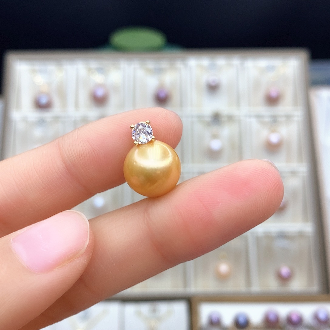 淡水珍珠颈饰合金