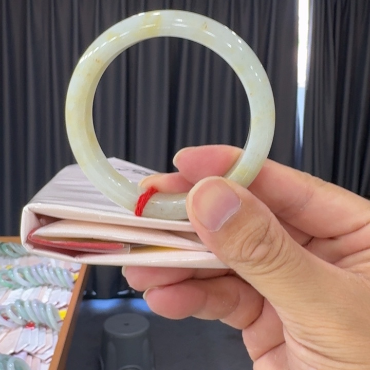 翡翠未镶嵌手镯纯天然缅甸翡翠a货