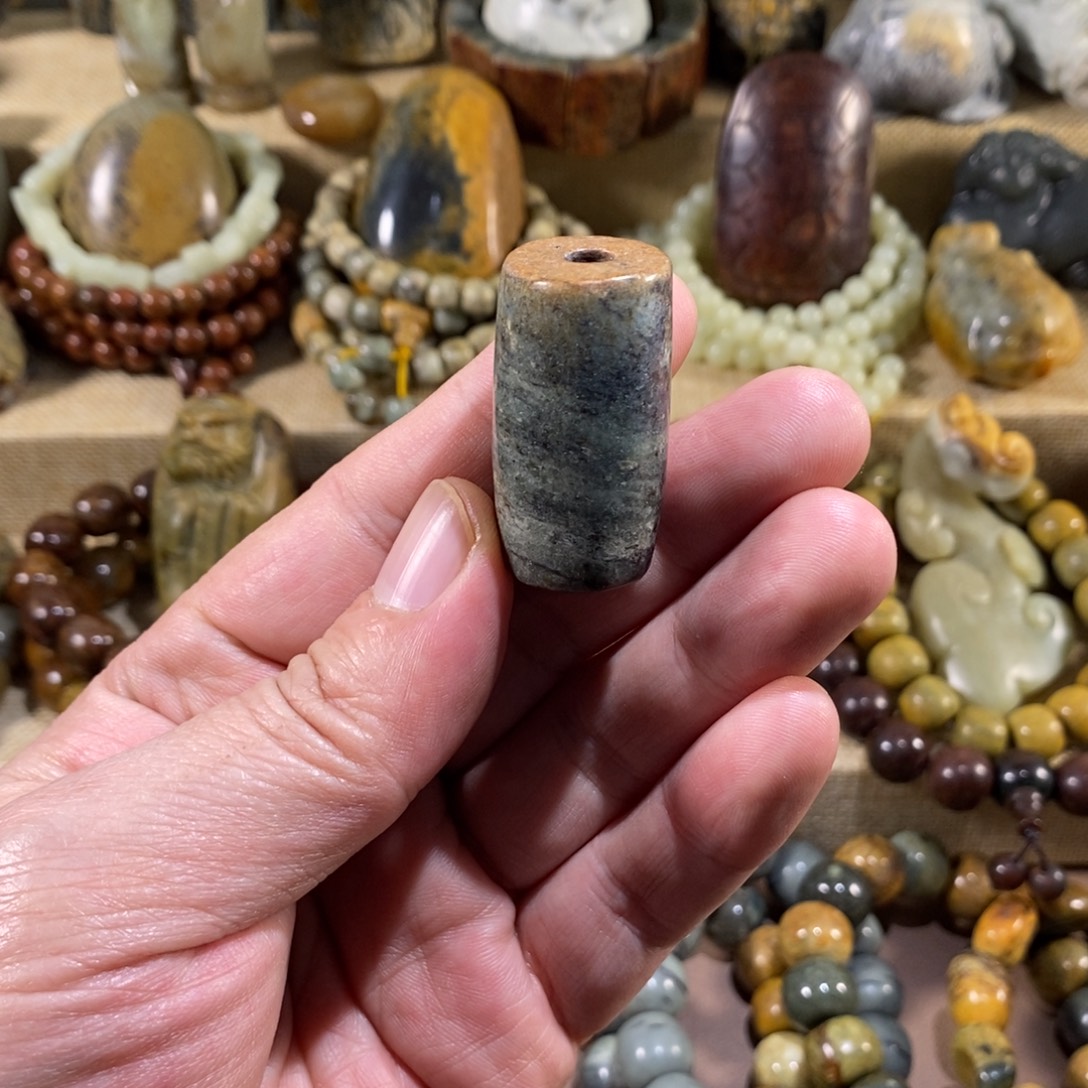 岫岩河磨玉（透闪石质玉）未镶嵌挂件