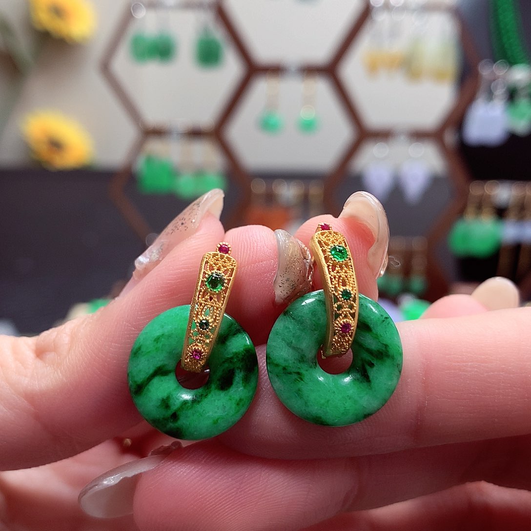 翡翠耳饰银S925镶嵌广****兰天然翡翠