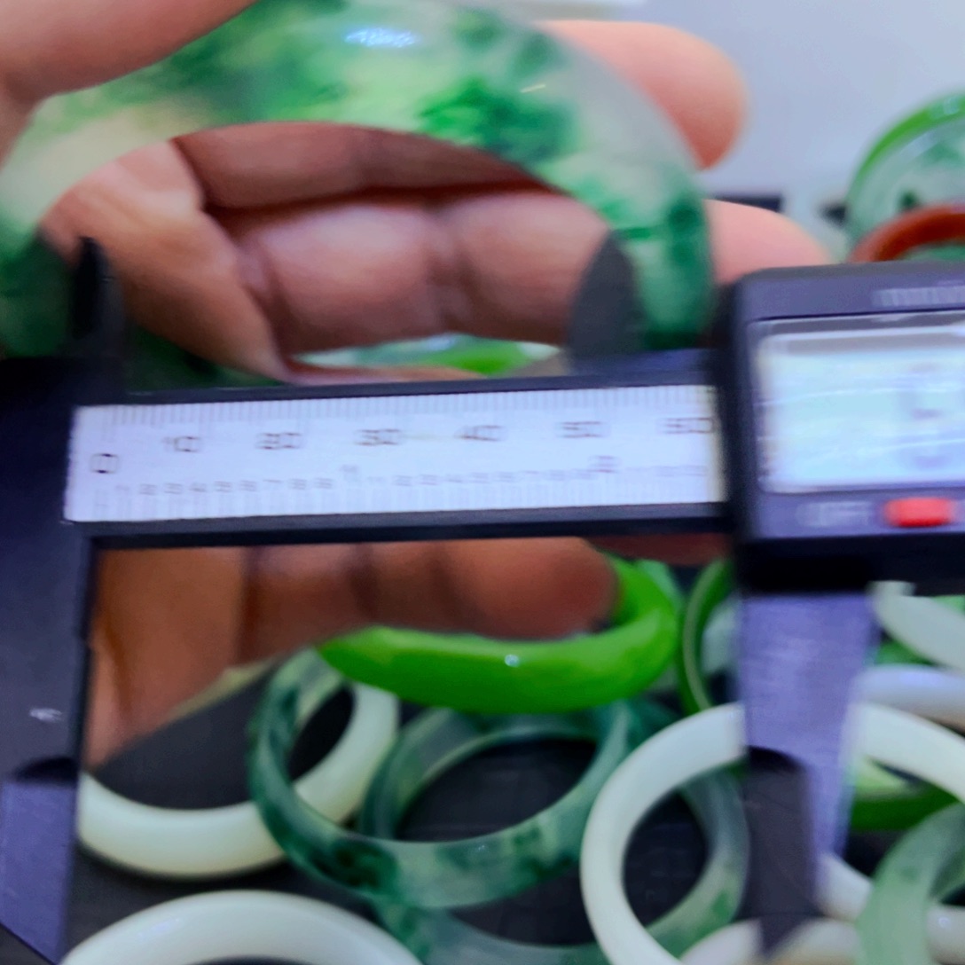 非金属美人镯60圈口