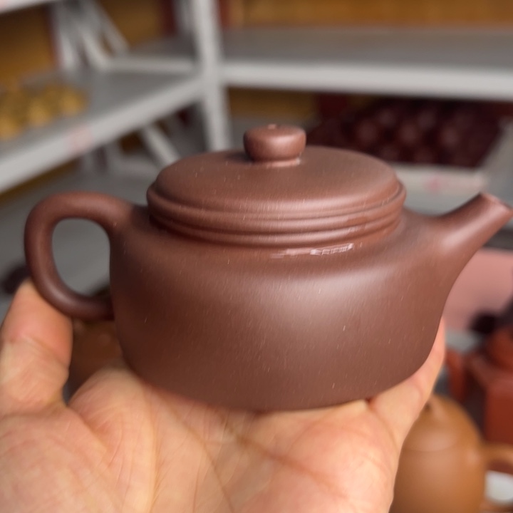 紫砂茶壶紫泥德中150c c