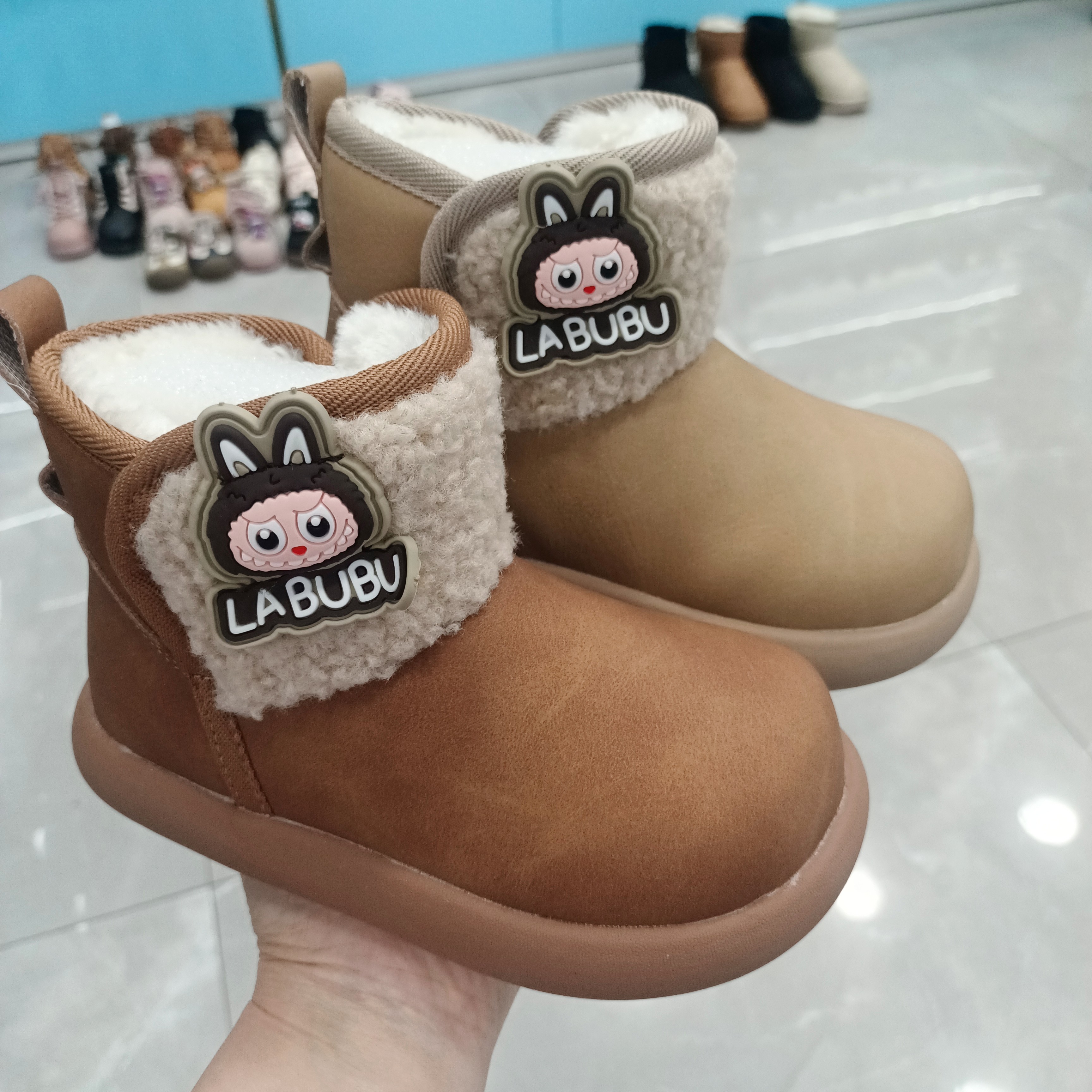 新疆包邮童鞋 冬季大棉加厚防滑雪地棉D8861-1