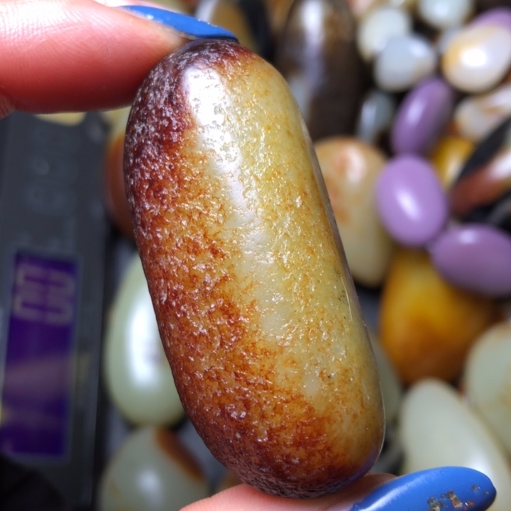 和田玉（翠青玉）未镶嵌珠宝奇石