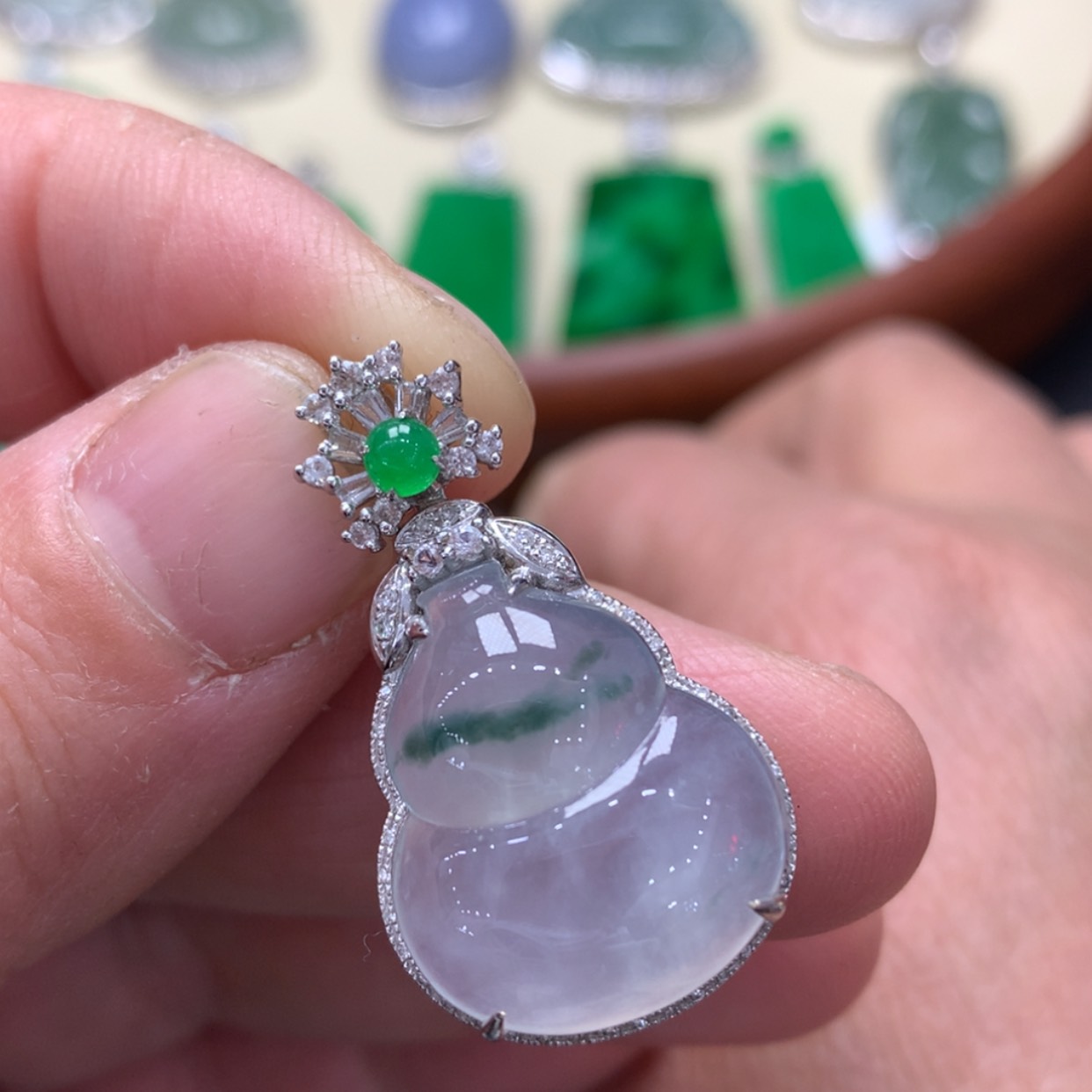 【闪购商品】翡翠颈饰18K金镶嵌葫芦