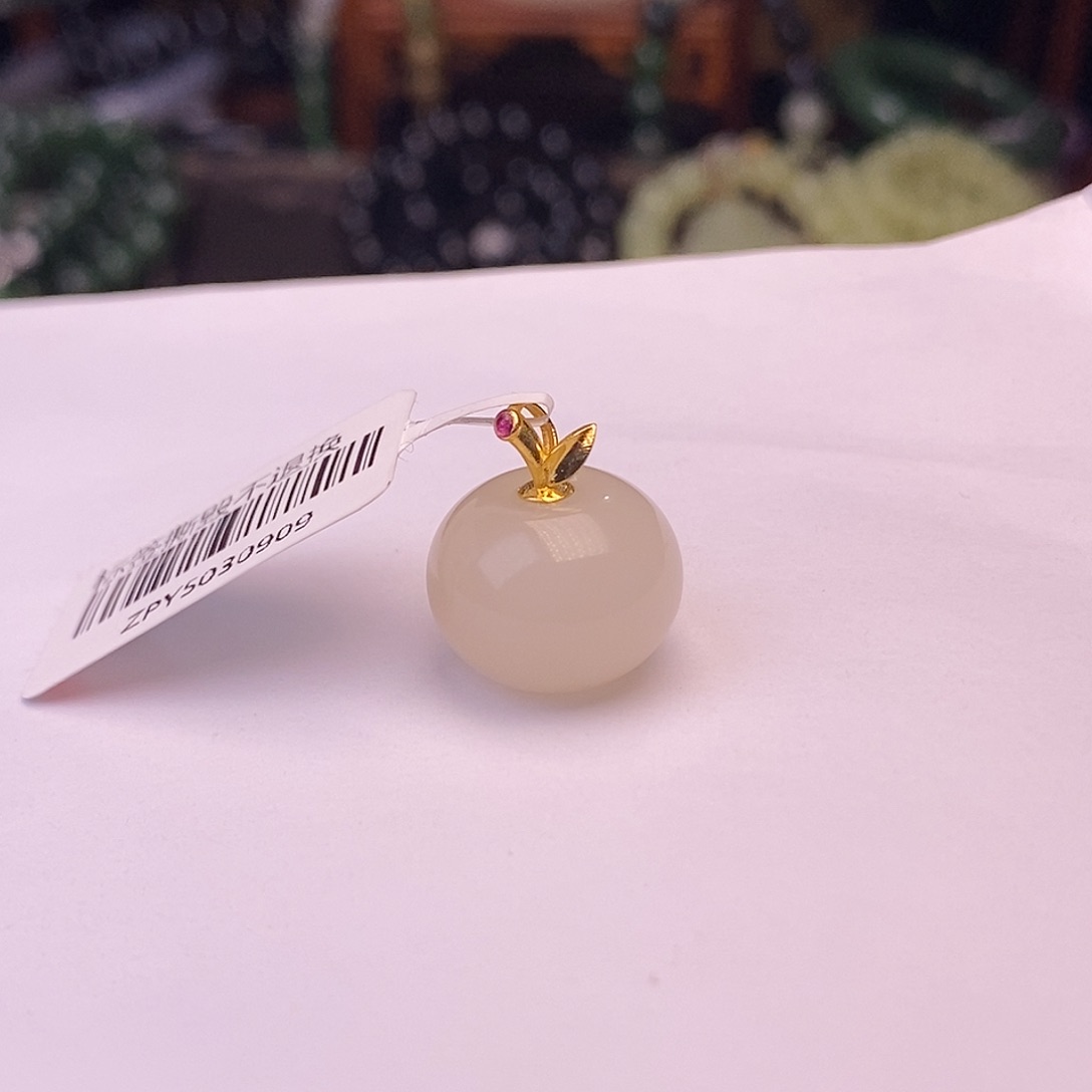 和田玉未镶嵌藕粉红粉苹果金镶