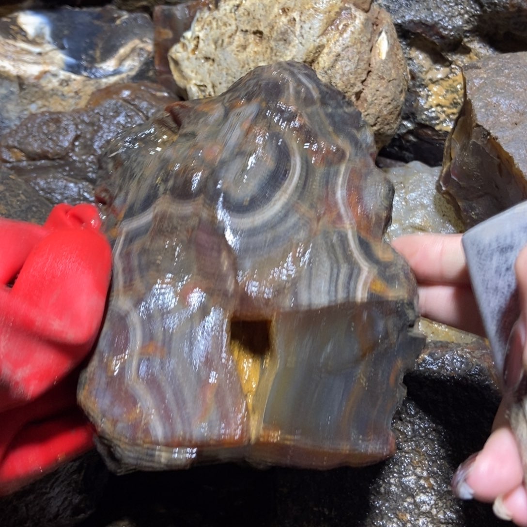 走***下定制玛瑙原石发回