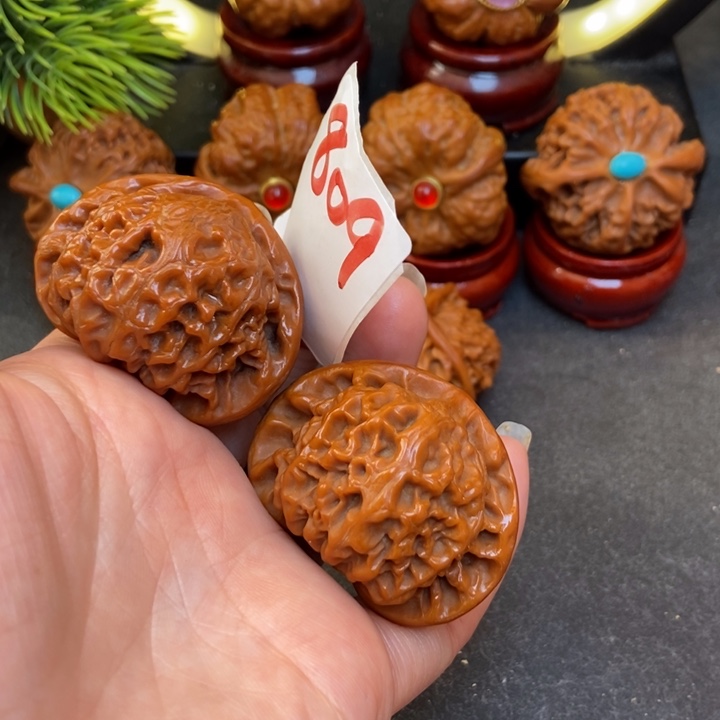 文玩核桃把件44宫灯809