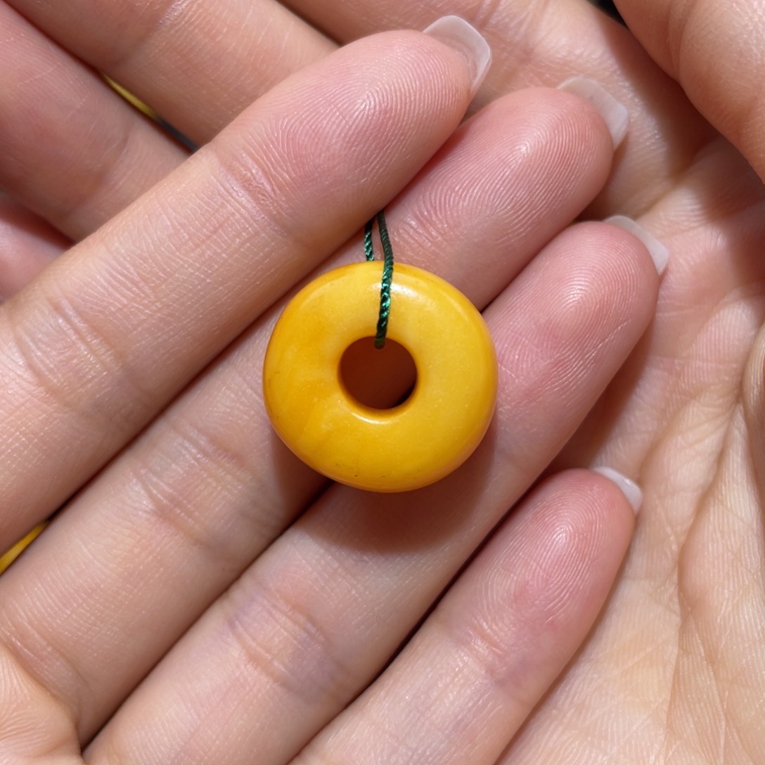 【闪购商品】琥珀裸石未镶嵌饼子