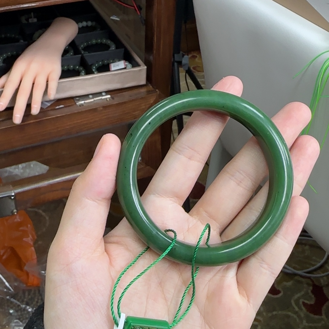 和田玉未镶嵌手镯57