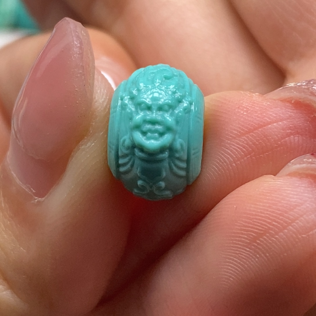 绿松石颈饰未镶嵌