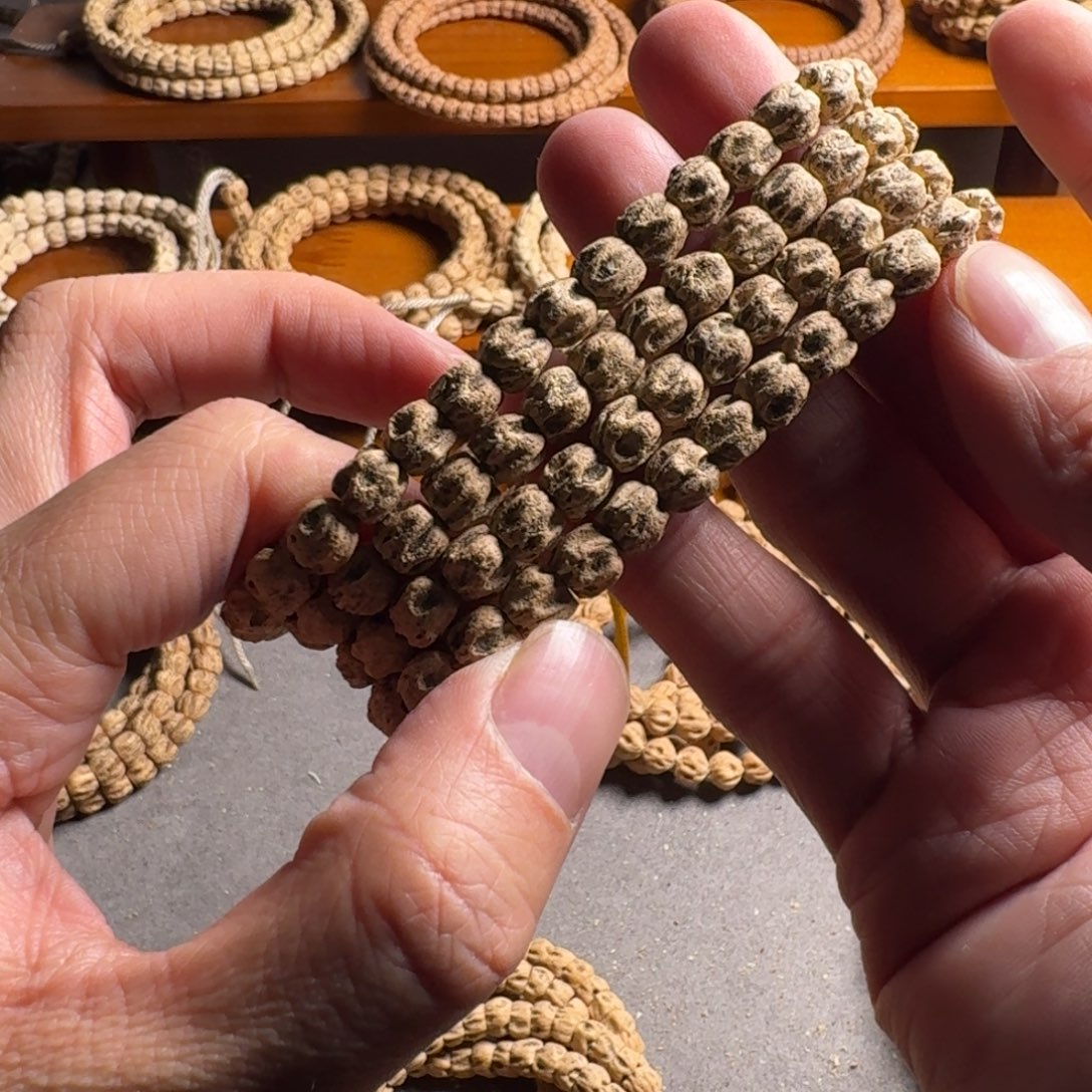 柏香籽/百香籽手串7毫米