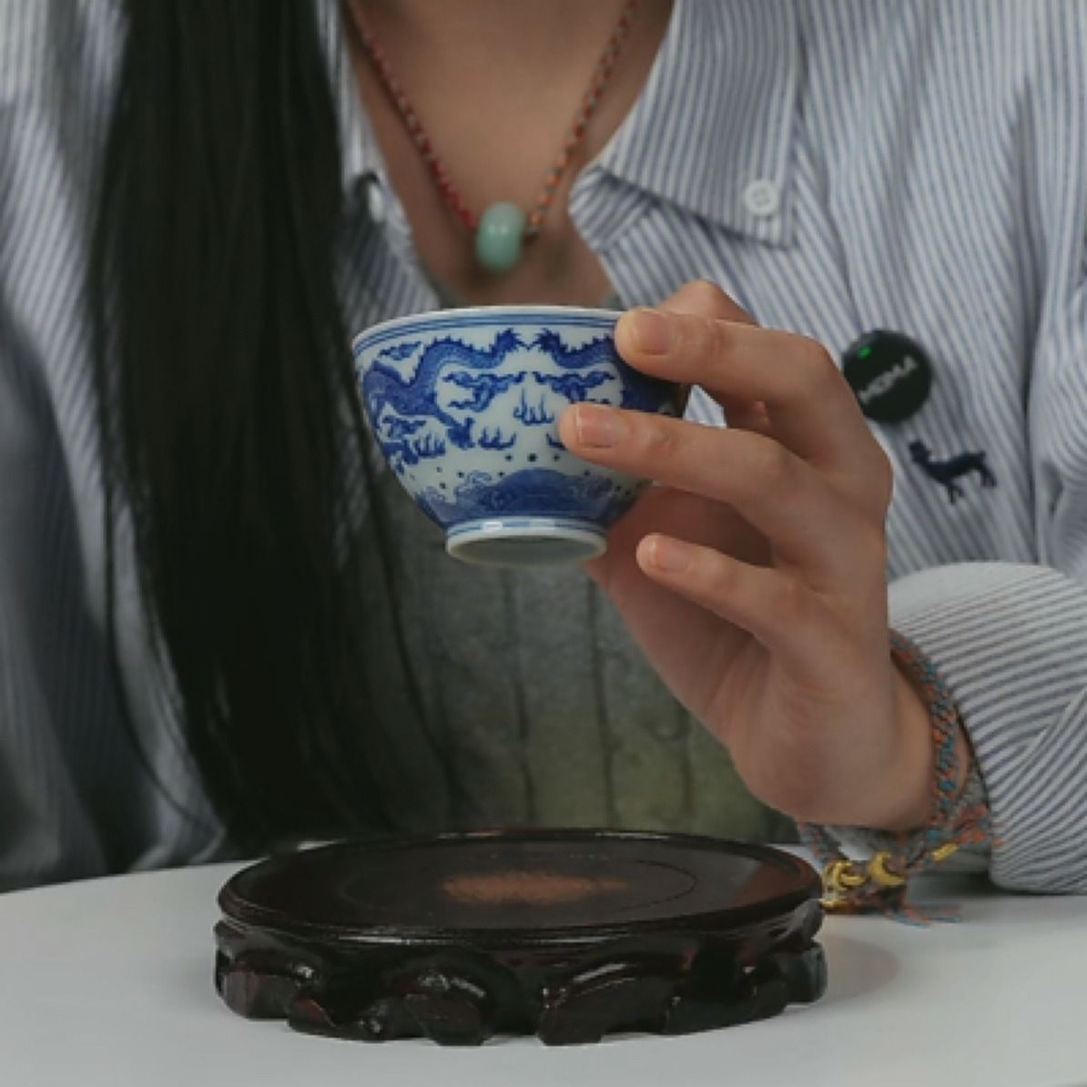 M青花云龙戏珠纹杯
