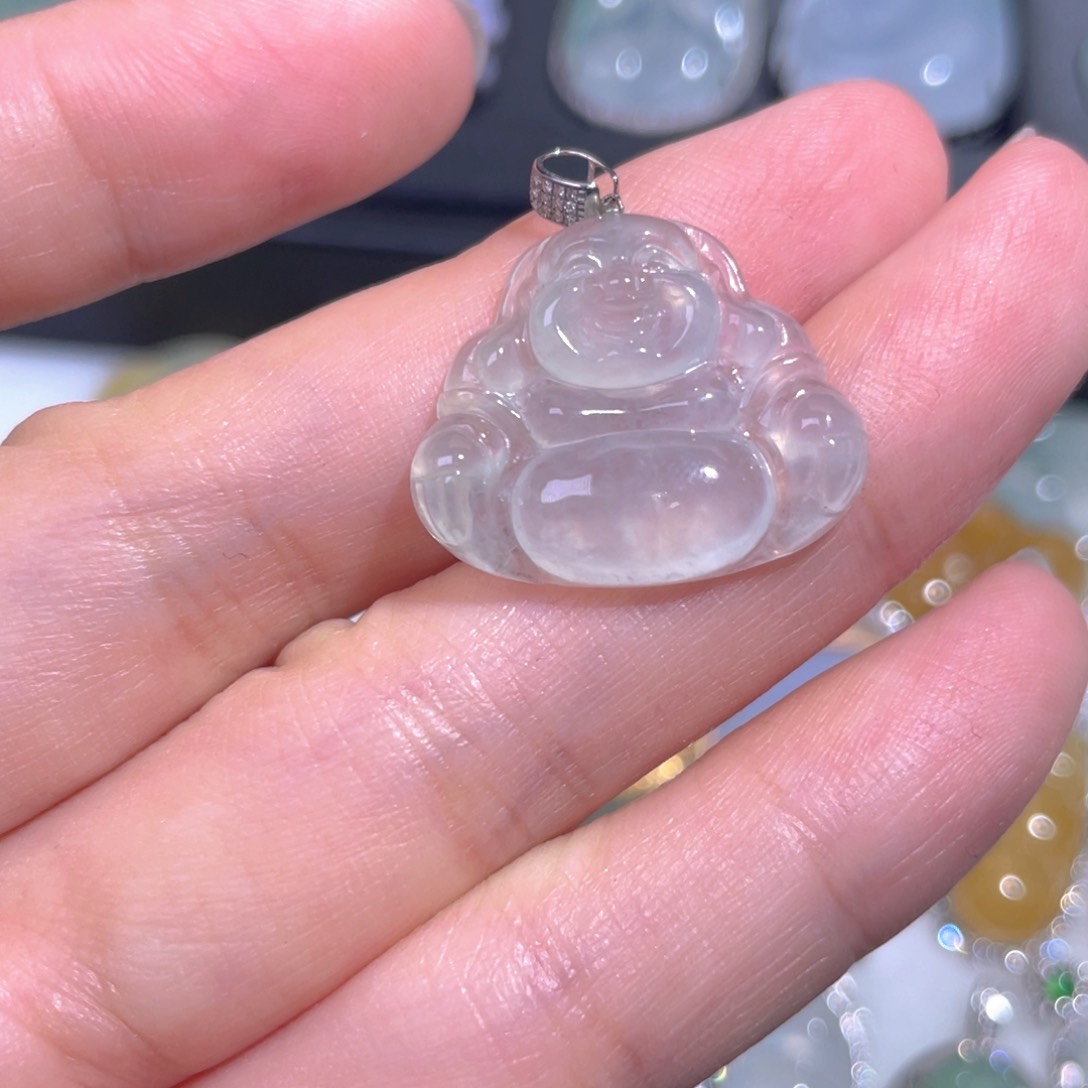 颈饰18K金镶嵌翡翠翡翠