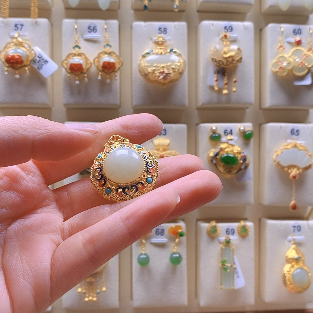 和田玉颈饰银S925镶嵌