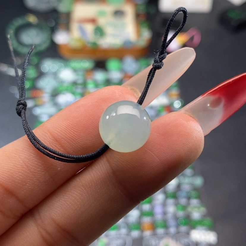 【闪购商品】翡翠挂件未镶嵌珠子