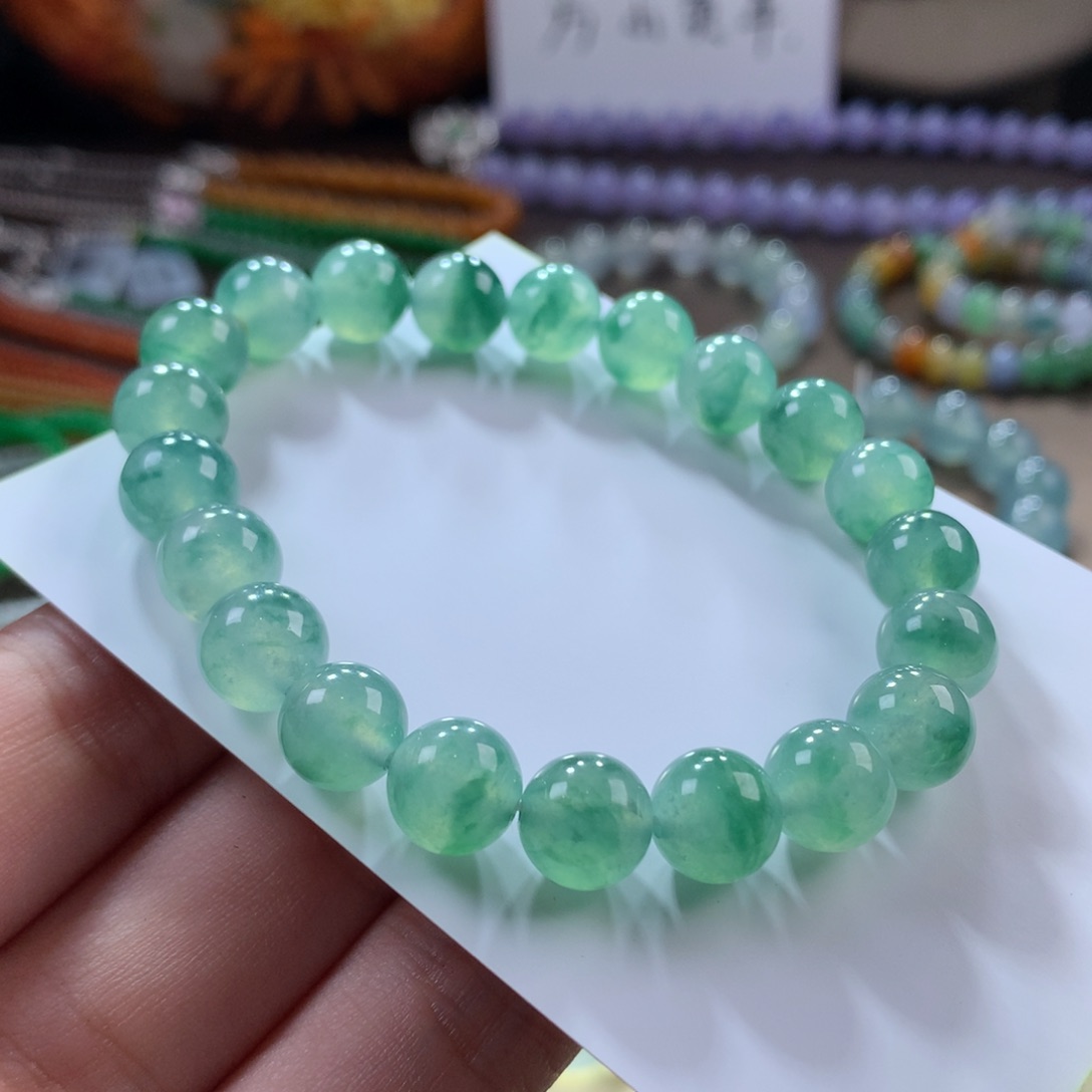 翡翠手链未镶嵌翡翠冰甜绿飘绿花卡9+