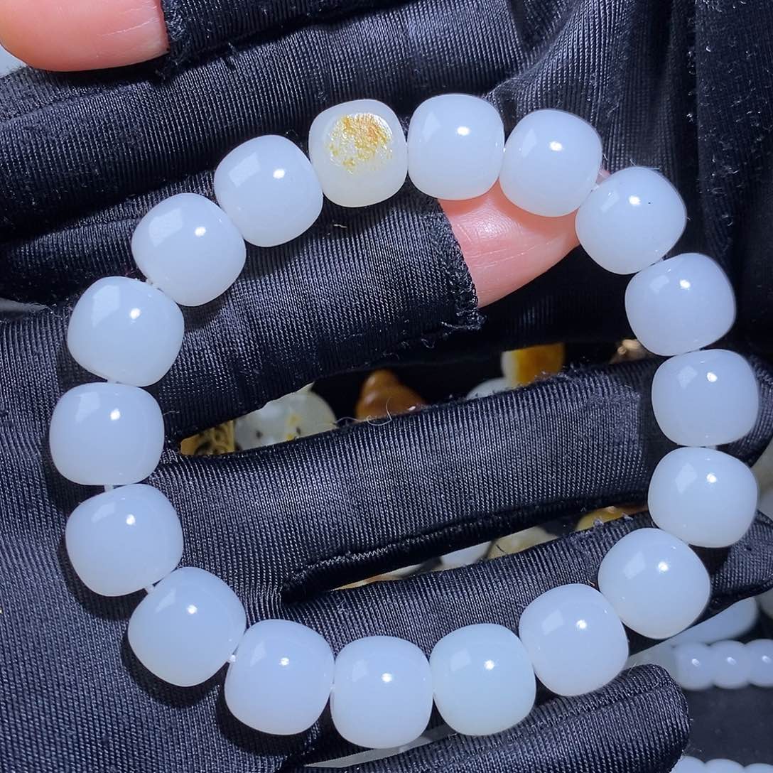 和田玉套链未镶嵌卡****米