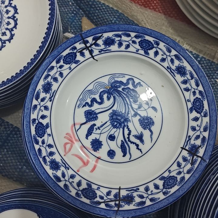 瓷青花8寸盘9个微瑕疵