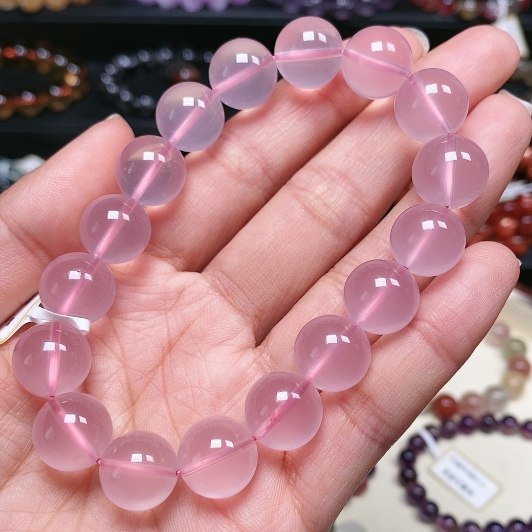 水晶手串未镶嵌粉水晶