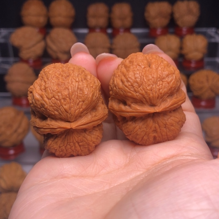 文玩核桃吊坠32红运元宝