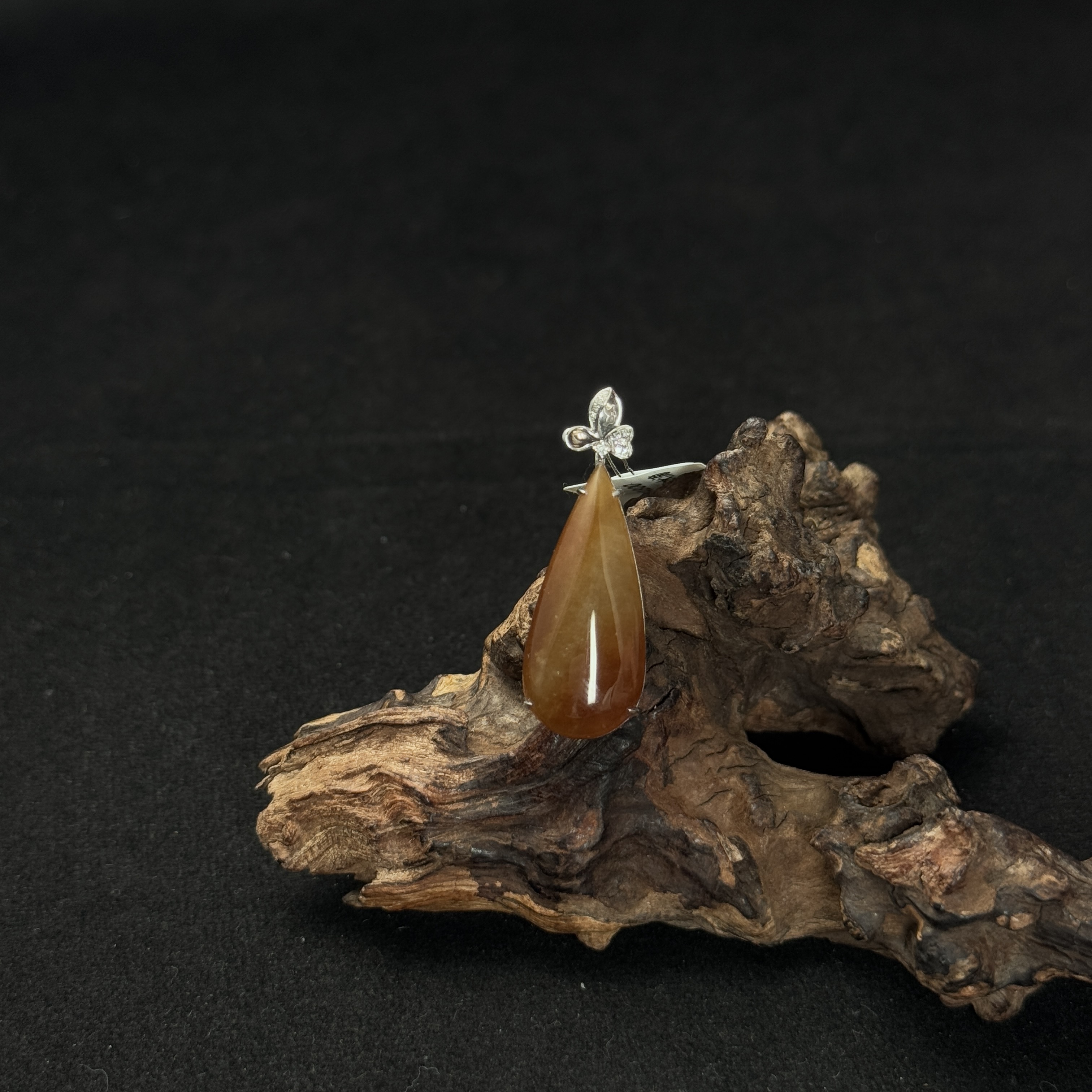 【诚翠拍品第九十七期午】翡翠91吊坠HQT7109金