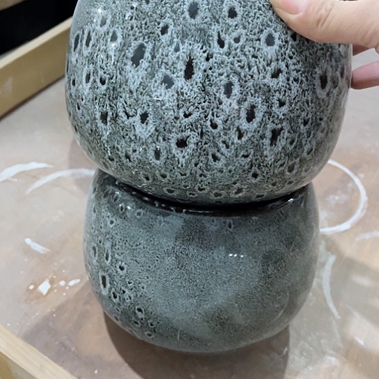 多肉绿植陶瓷花盆9.9包邮，有孔，微瑕