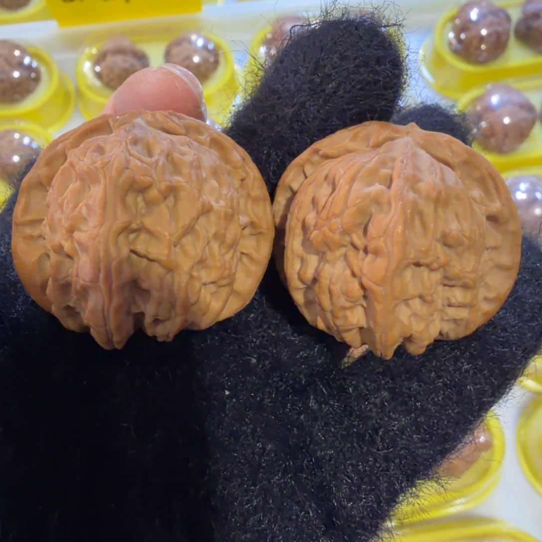 猴头核桃吊坠球白