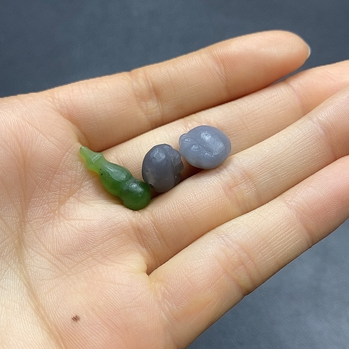 颈饰未镶嵌和田玉一***?